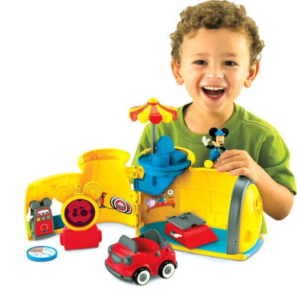Daniel Pereira Garagem do Mickey da Disney (aluguel inicial 15 dias) - Imagem 1